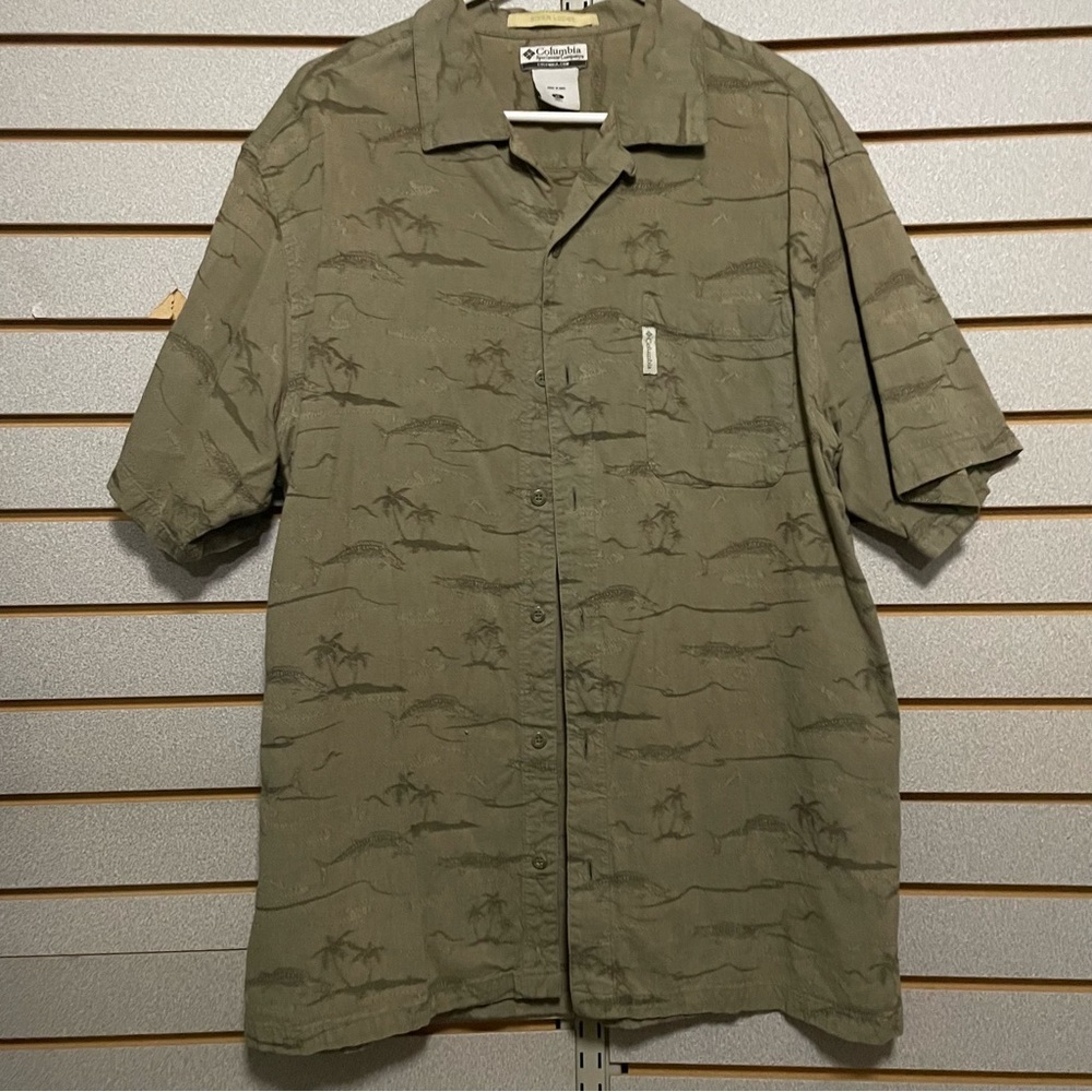Men’s Columbia‎ Short Sleeve Button Up Shirt XL River Lodge Fish Palm Trees EUC
